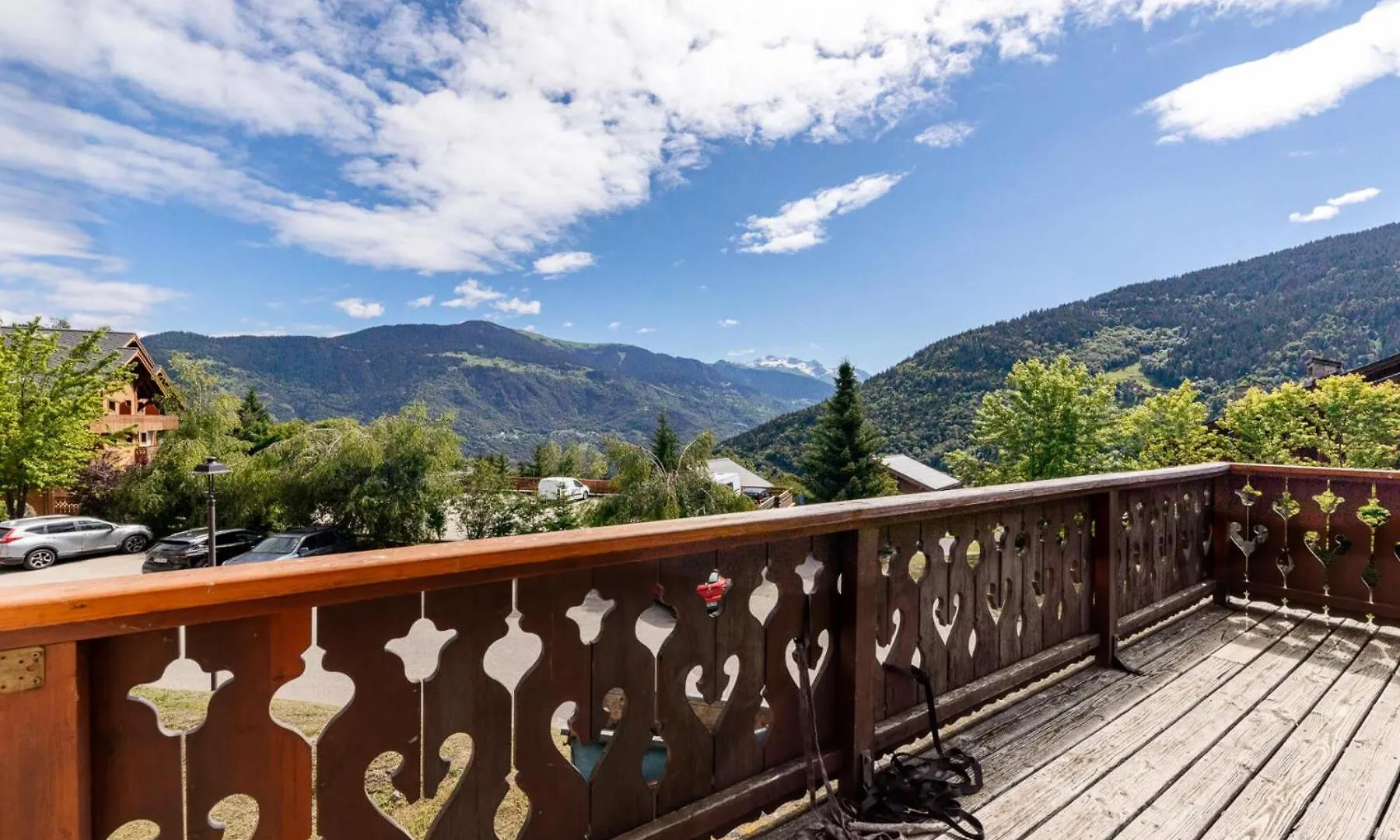 Residence Bergerie Des 3 Vallees F - Appartement 4 Pieces 6 Personnes Situe Dans Le Charmant Village Des Allues Mae-4991 Les Allues France