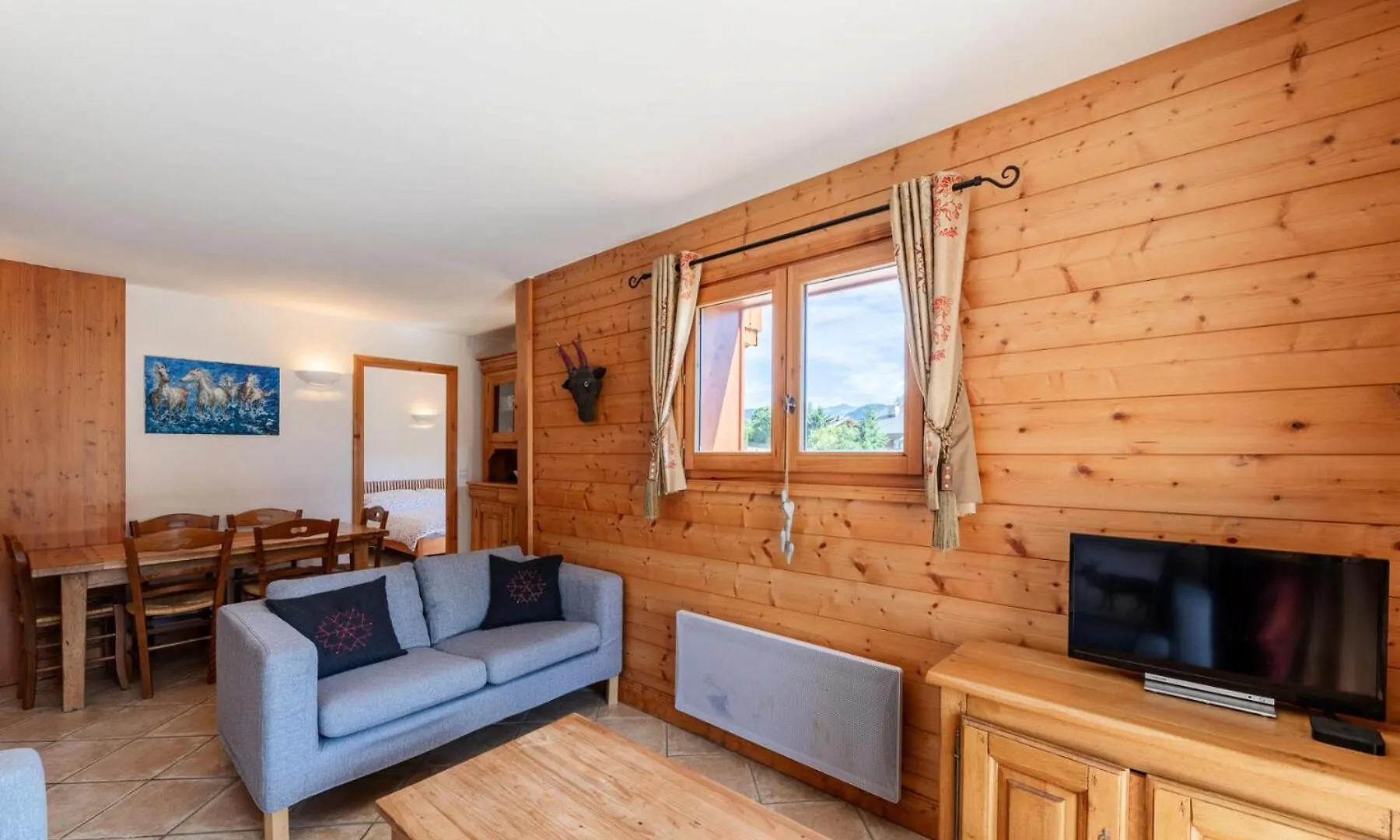 Residence Bergerie Des 3 Vallees F - Appartement 4 Pieces 6 Personnes Situe Dans Le Charmant Village Des Allues Mae-4991 Les Allues 0*,  France